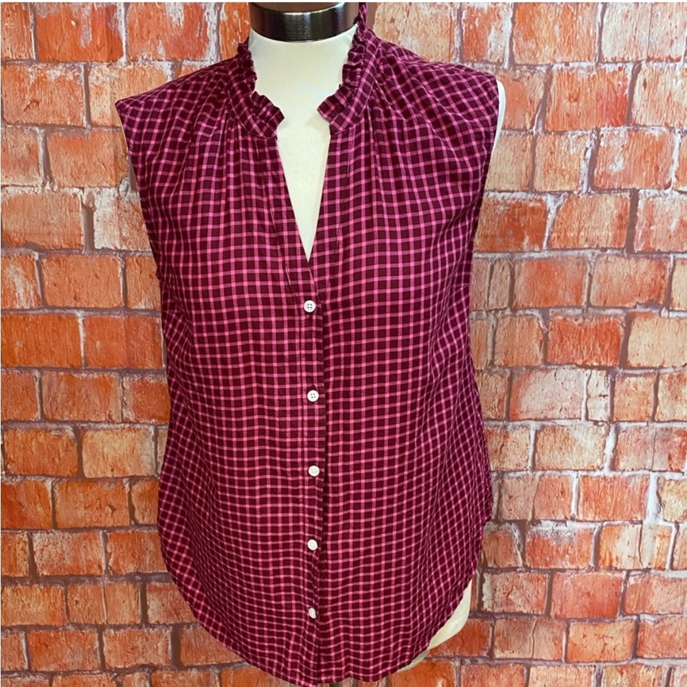 Old Navy Ruffled Collar Checkered Sleeveless Button-Down Shirt